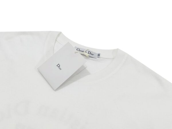 Christian Dior Short-Sleeved T-Shirt With Large Print And Simple Letters